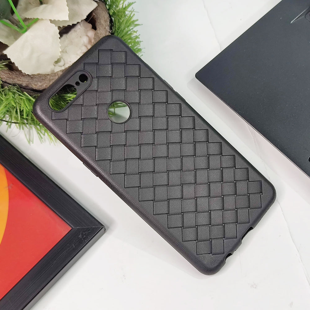 OnePlus 5T Cover - Black - Slim Spigen Case With Camera Protection Soft Case